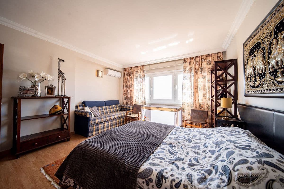 3 slaapkamer Penthouse te koop in Fuengirola met zwembad garage - € 689.000 (Ref: 9274745)