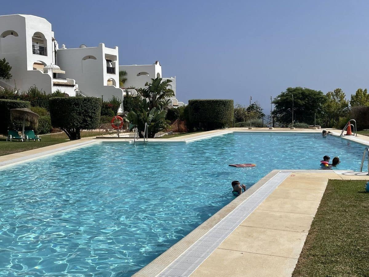 2 soveværelse Lejlighed til salg i Benalmadena med swimmingpool - € 479.000 (Ref: 9274748)