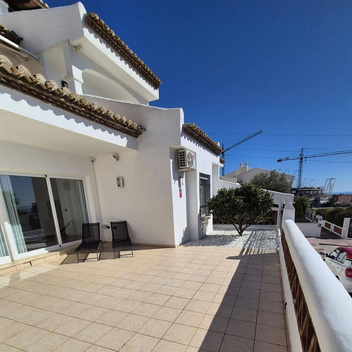 2 soveværelse Lejlighed til salg i Benalmadena med swimmingpool - € 479.000 (Ref: 9274748)