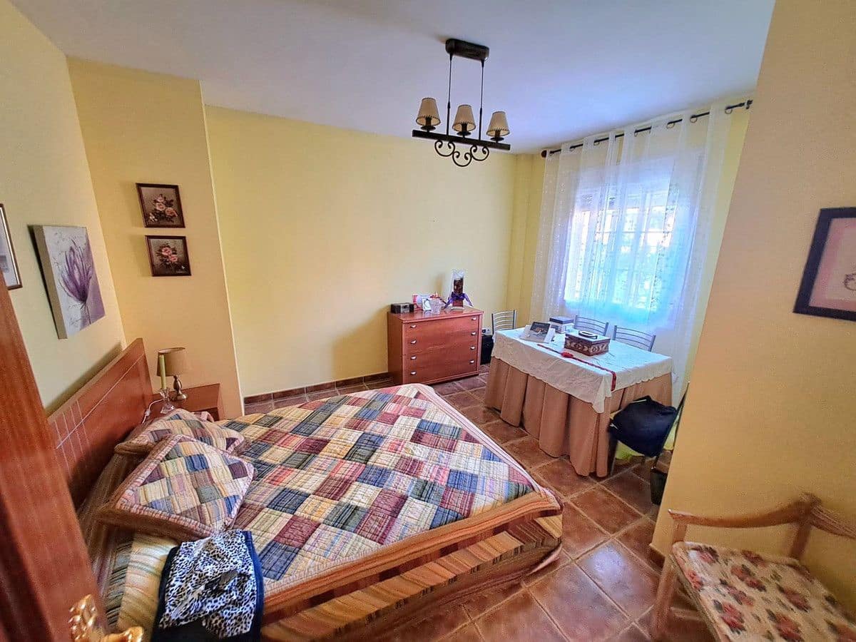 6 soveværelse Villa til salg i Mijas med swimmingpool garage - € 765.000 (Ref: 9274749)