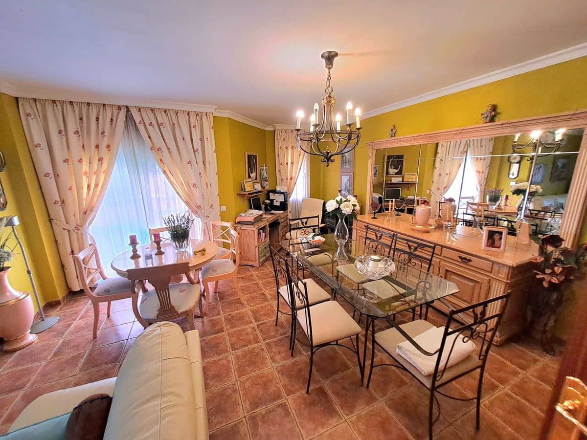 6 soveværelse Villa til salg i Mijas med swimmingpool garage - € 765.000 (Ref: 9274749)