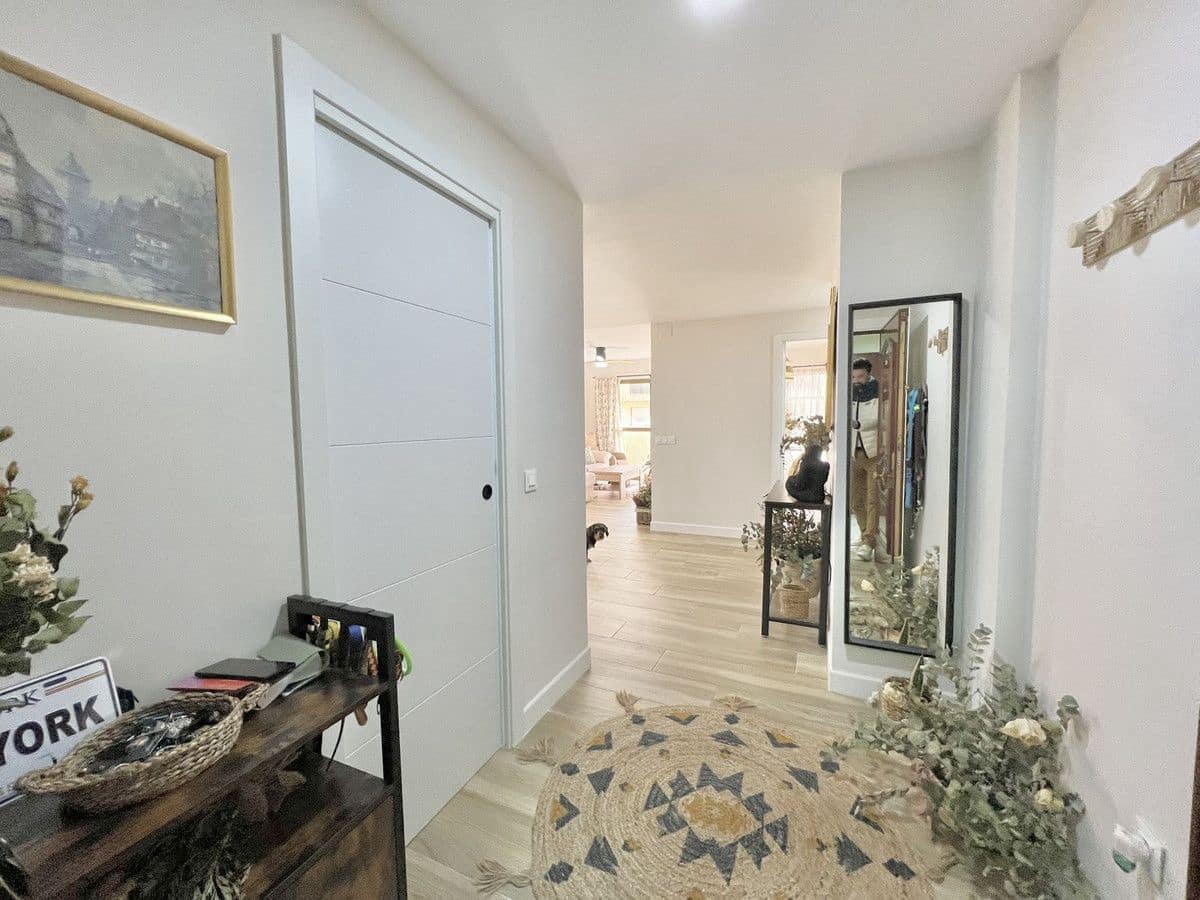 2 soveværelse Lejlighed til salg i Fuengirola med garage - € 530.000 (Ref: 9274753)