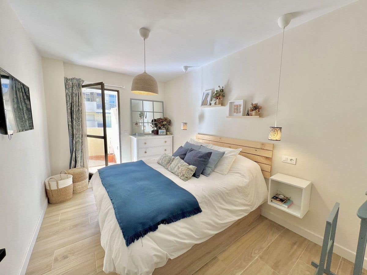 2 soveværelse Lejlighed til salg i Fuengirola med garage - € 530.000 (Ref: 9274753)