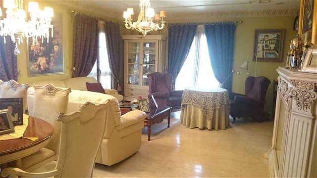 3 soverom Villa til salgs i Centro, Mijas med svømmebasseng garasje - € 975 000 (Ref: 9274756)