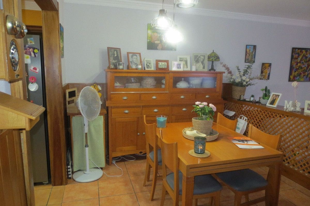 4 soveværelse Semi-Rækkehus til salg i Mijas med garage - € 530.000 (Ref: 9274761)