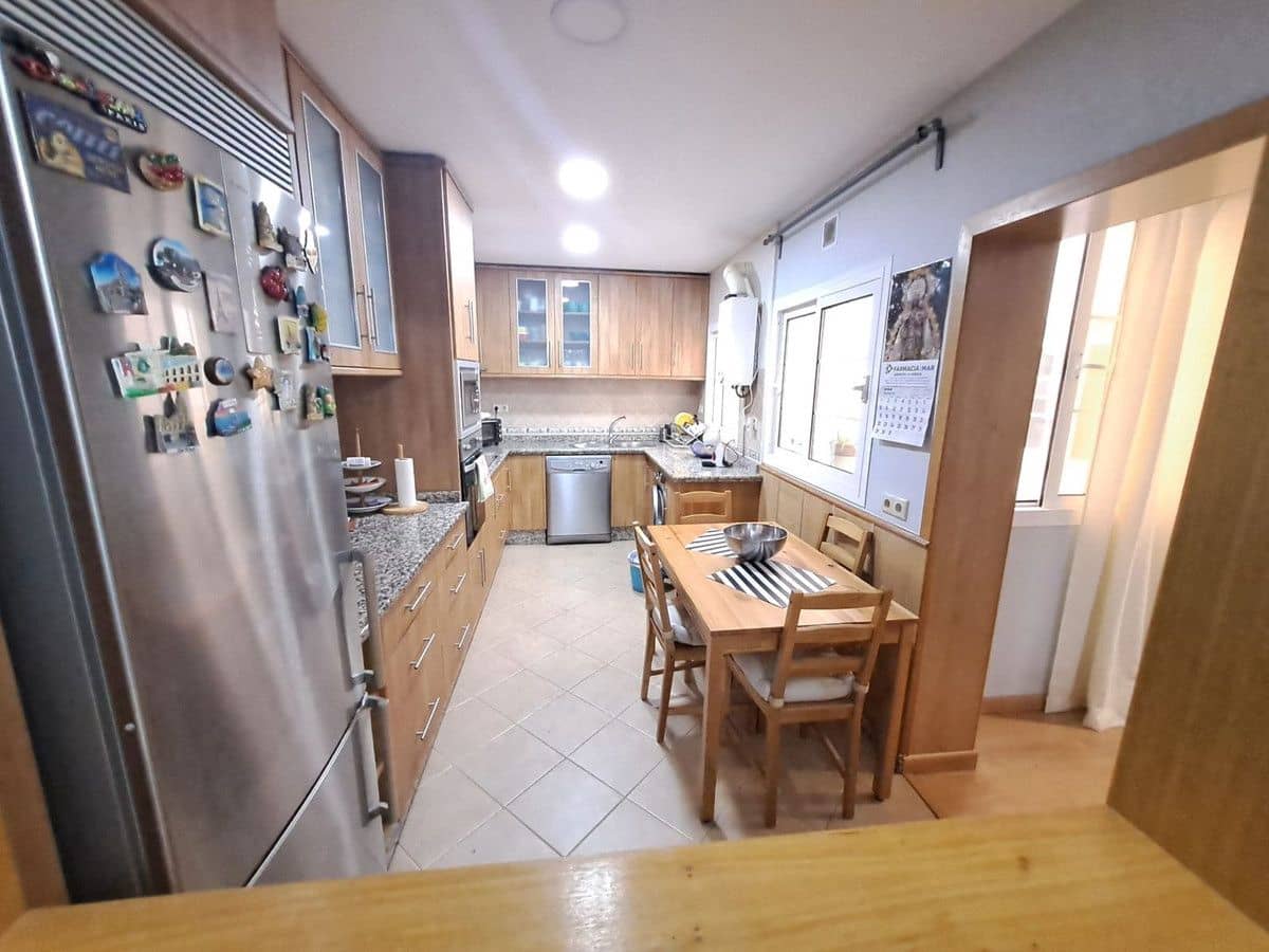 4 soveværelse Lejlighed til salg i Fuengirola - € 932.000 (Ref: 9274762)