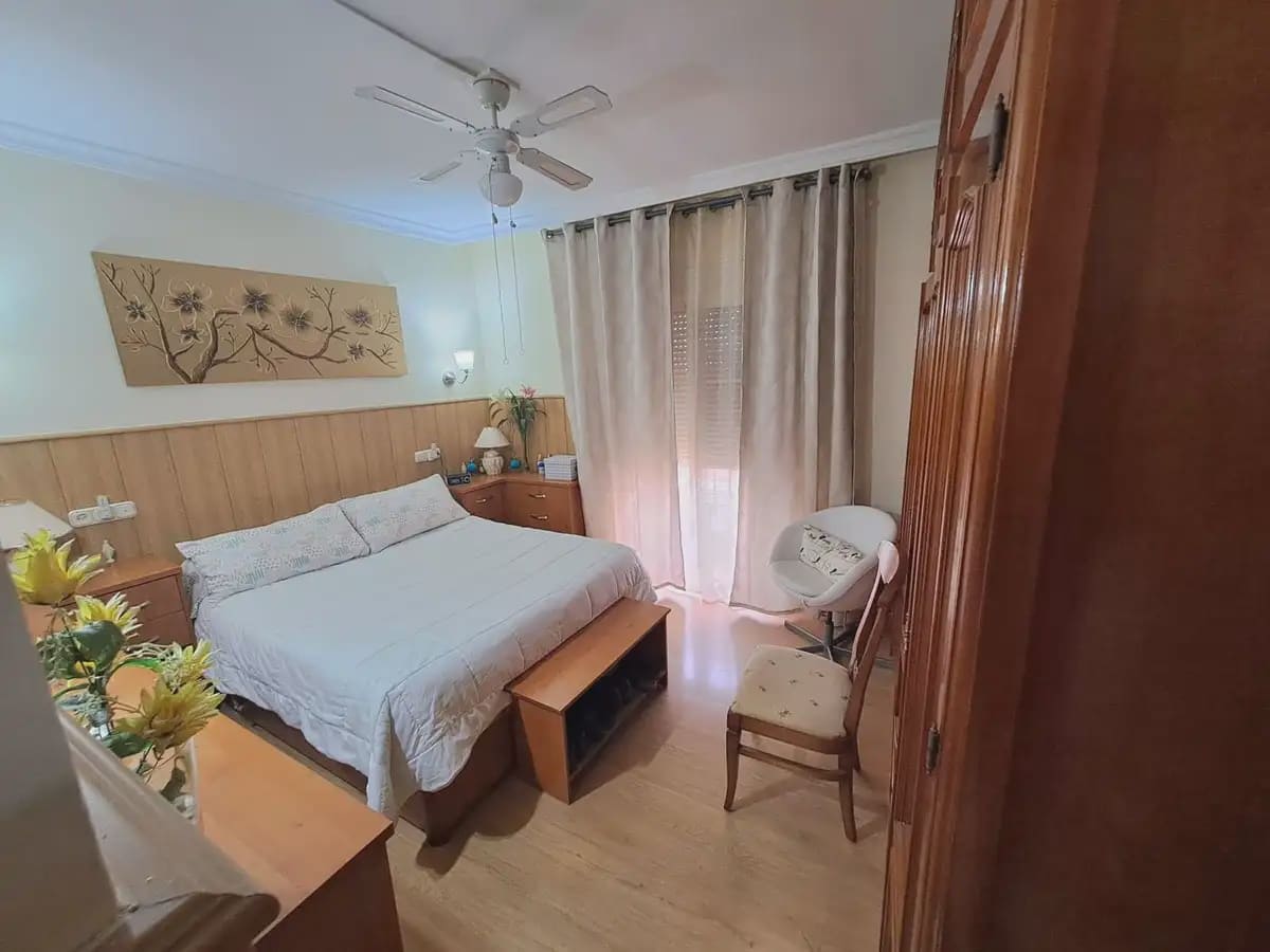 4 bedroom Apartment for sale in Fuengirola - € 932,000 (Ref: 9274762)