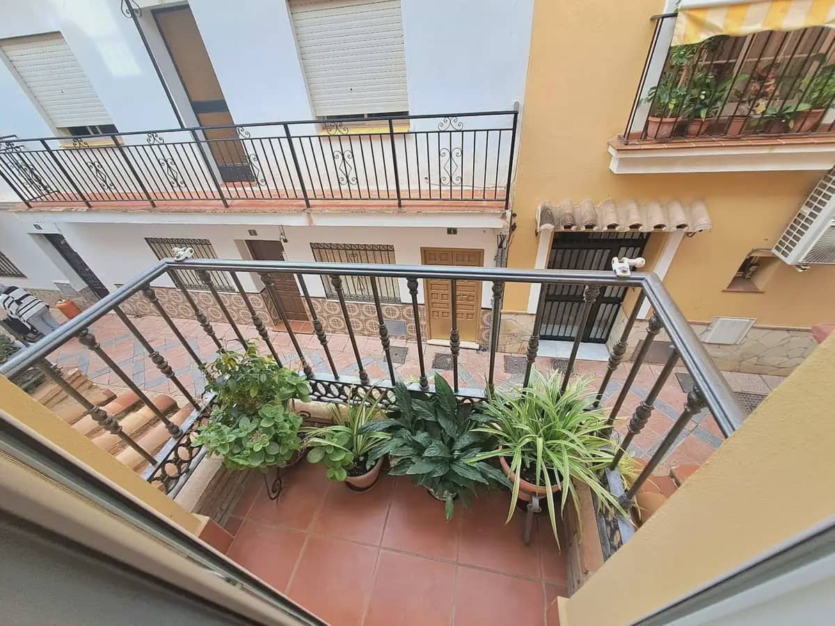 4 bedroom Apartment for sale in Fuengirola - € 932,000 (Ref: 9274762)