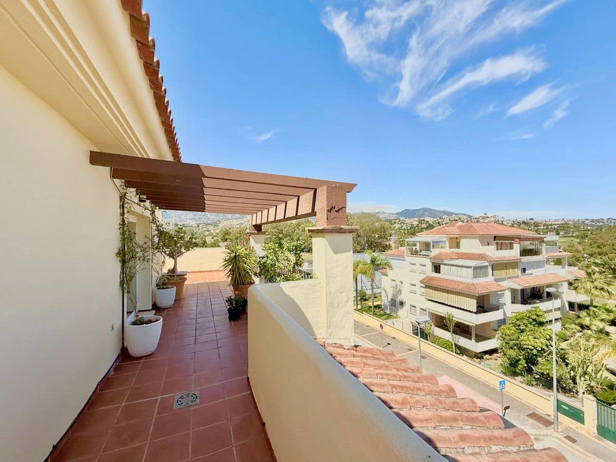 3 soverom Penthouse til salgs i Mijas med svømmebasseng garasje - € 545 000 (Ref: 9274765)