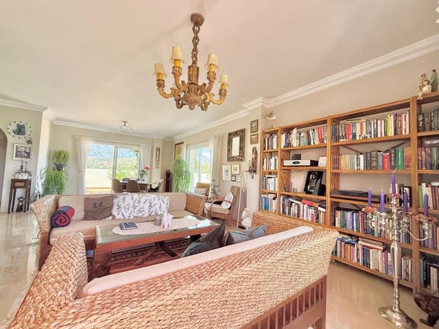 3 chambre Penthouse à vendre à Mijas Golf, Mijas avec piscine garage - 545 000 € (Ref: 9274765)