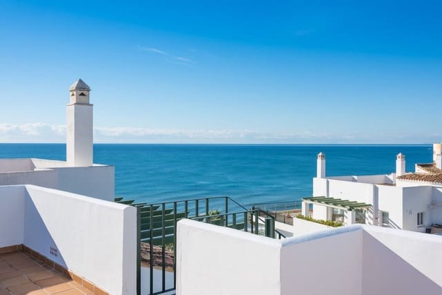 2 makuuhuone Kattohuoneisto myytävänä paikassa Calahonda, Mijas mukana uima-altaan 
autotalli - 989 000 € (Ref: 9274767)