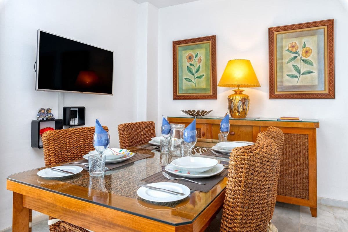 2 makuuhuone Kattohuoneisto myytävänä paikassa Mijas mukana uima-altaan 
autotalli - 989 000 € (Ref: 9274767)