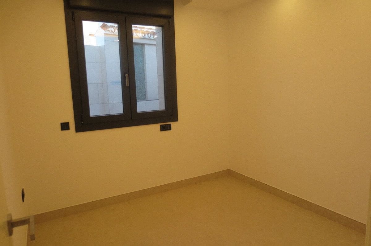 4 soveværelse Villa til salg i Mijas med swimmingpool garage - € 995.000 (Ref: 9274771)