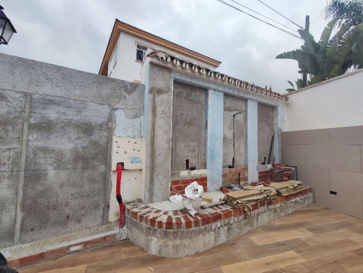 4 soveværelse Villa til salg i Mijas med swimmingpool garage - € 995.000 (Ref: 9274771)