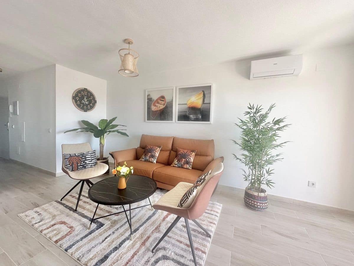 2 makuuhuone Ranta-asunto myytävänä paikassa Mijas mukana 
autotalli - 385 000 € (Ref: 9274777)