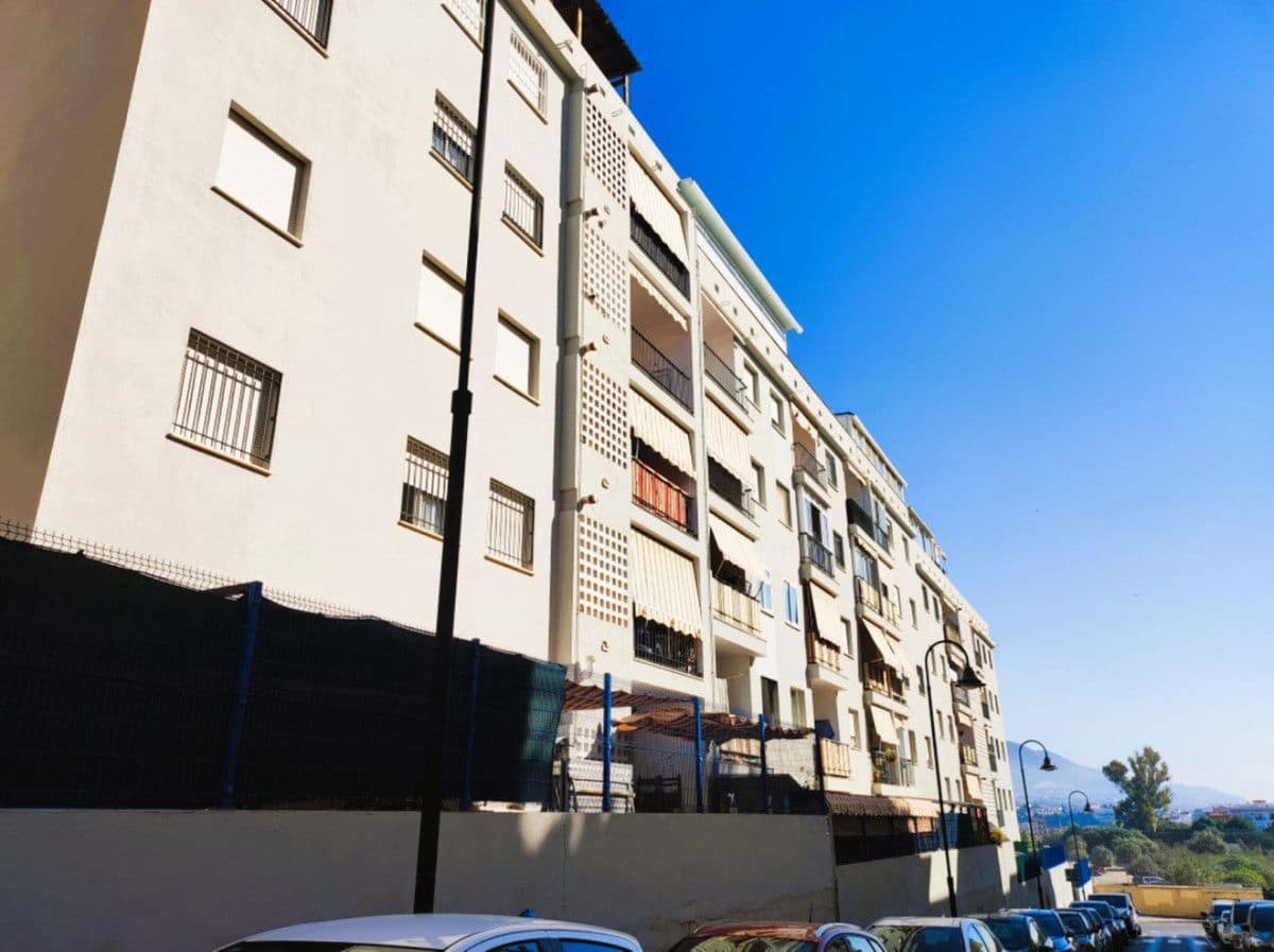 Ático de 2 habitaciones en Fuengirola en venta con piscina garaje - 358.000 € (Ref: 9274778)