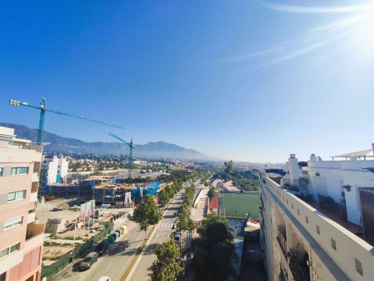 Ático de 2 habitaciones en Fuengirola en venta con piscina garaje - 358.000 € (Ref: 9274778)