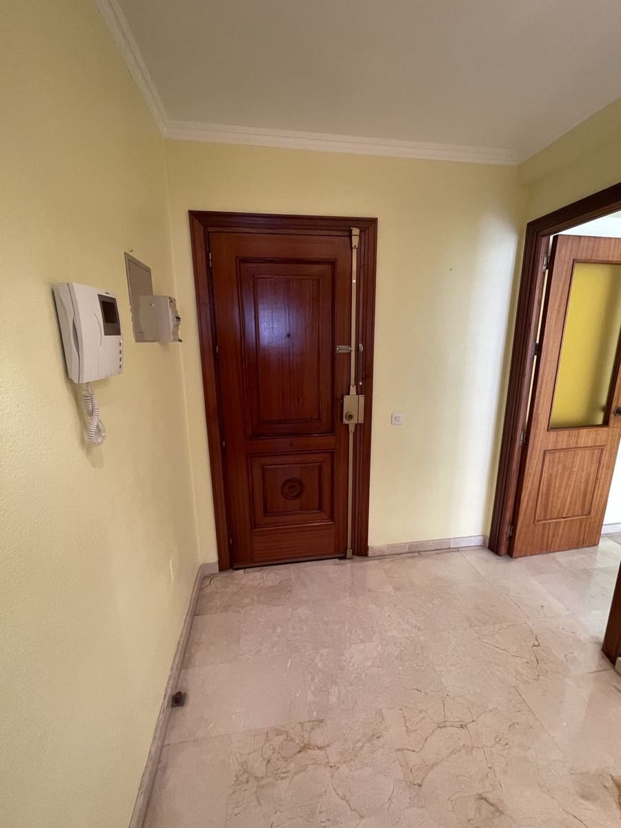 3 soverom Leilighet til salgs i Marbella med svømmebasseng garasje - € 575 000 (Ref: 9274780)