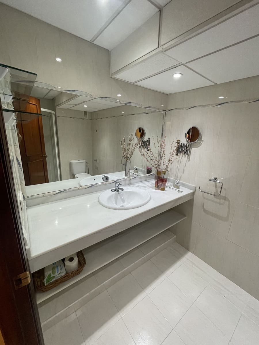 3 soverom Leilighet til salgs i Marbella med svømmebasseng garasje - € 575 000 (Ref: 9274780)