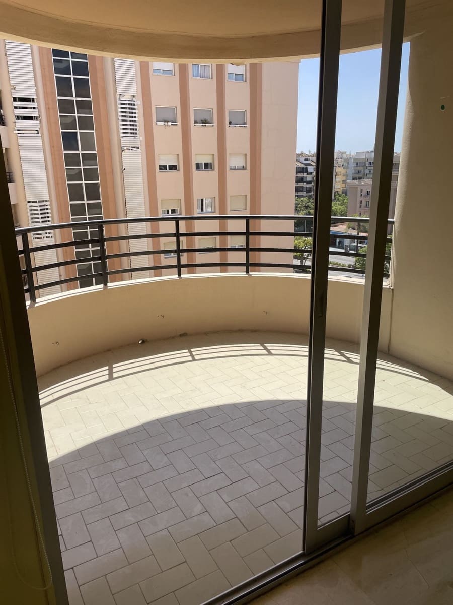 3 soverom Leilighet til salgs i Marbella med svømmebasseng garasje - € 575 000 (Ref: 9274780)