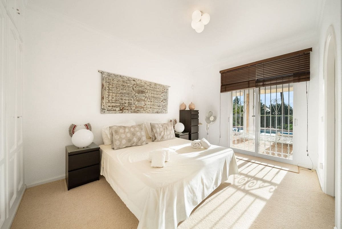 4 soveværelse Villa til salg i Mijas med swimmingpool garage - € 1.595.000 (Ref: 9274791)