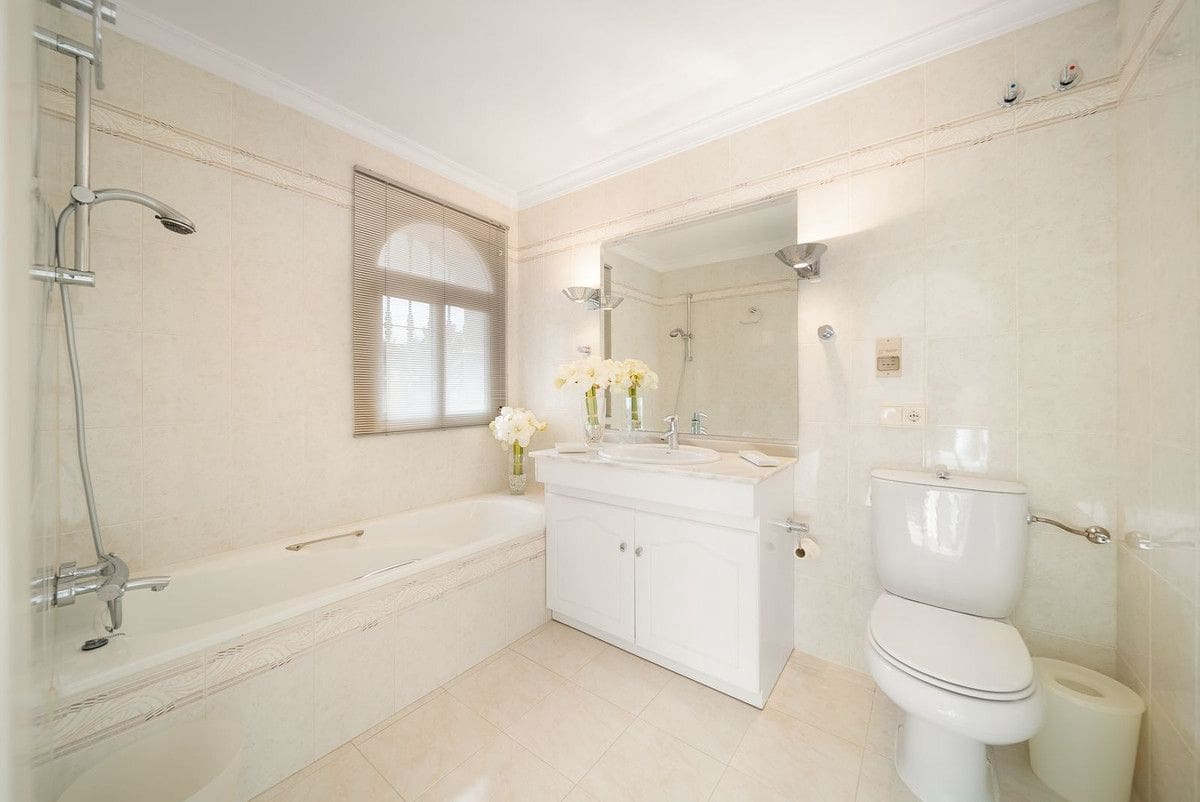 4 soveværelse Villa til salg i Mijas med swimmingpool garage - € 1.595.000 (Ref: 9274791)