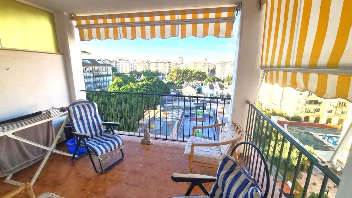 3 sypialnia Apartament na sprzedaż w Fuengirola z basenem garażem - 579 000 € (Ref: 9274793)