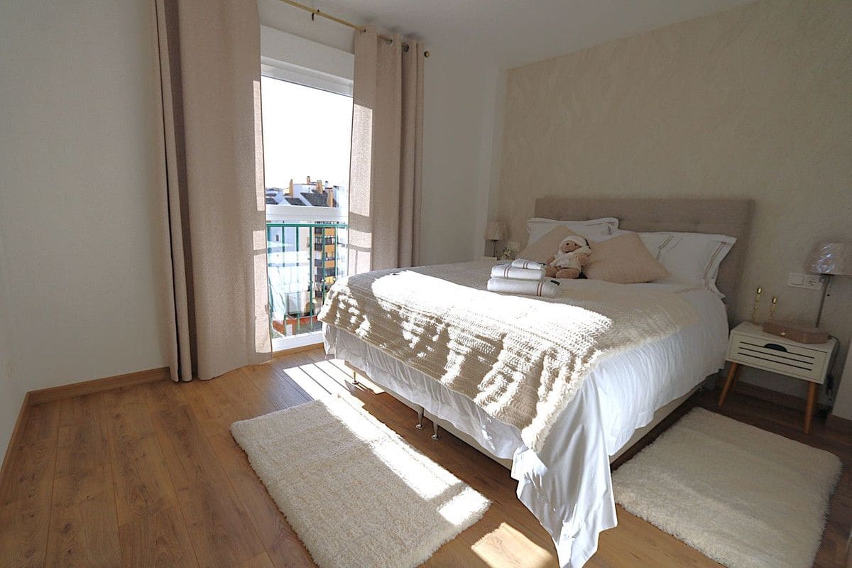 3 bedroom Apartment for sale in Fuengirola with pool garage - € 579,000 (Ref: 9274793)