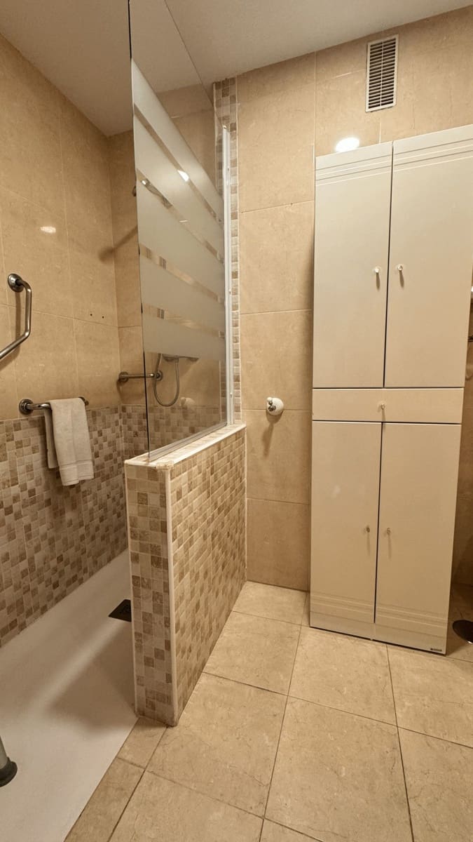 3 sypialnia Apartament przy plaży na sprzedaż w Fuengirola z garażem - 720 000 € (Ref: 9274794)