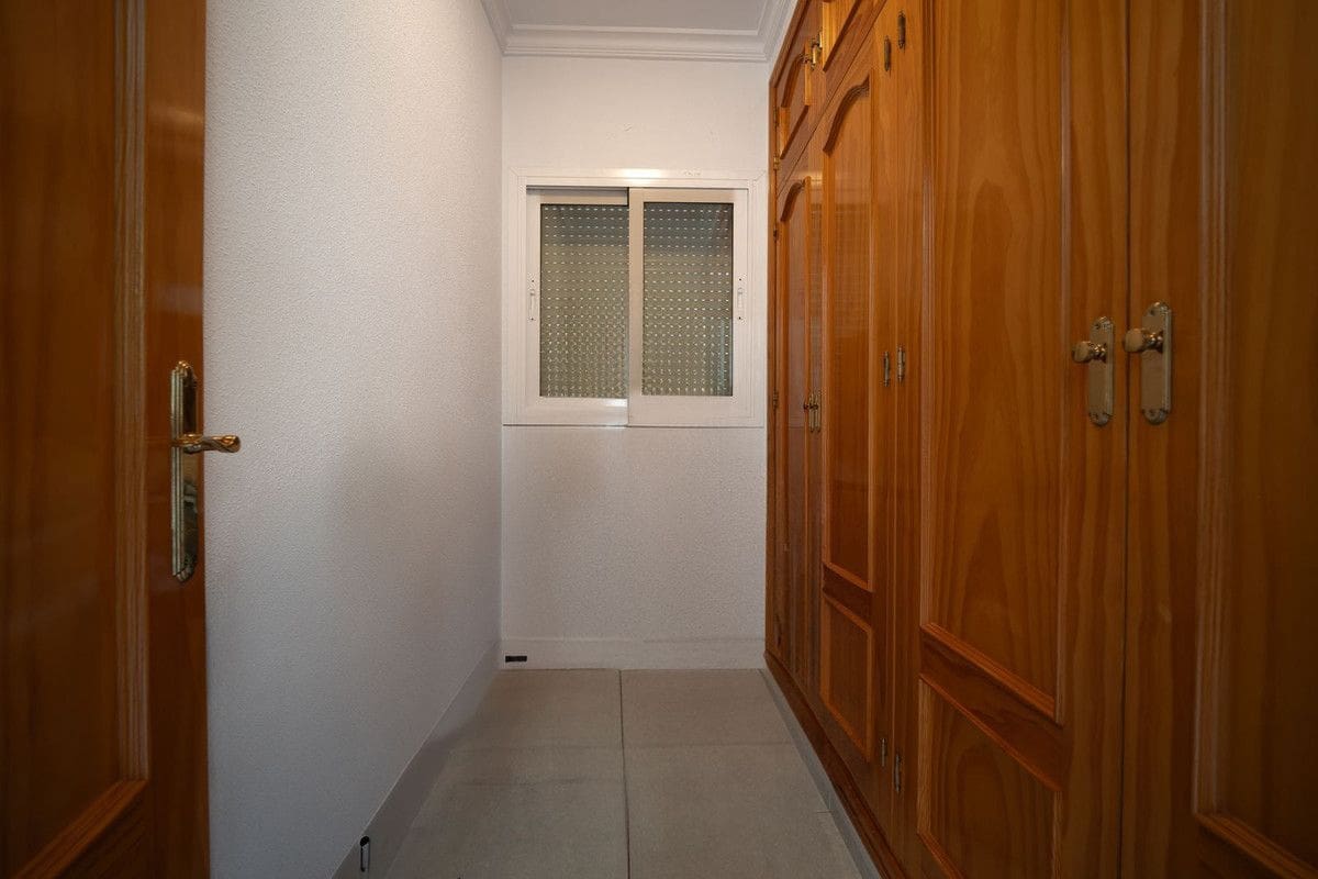 4 bedroom Villa for sale in Benalmadena with pool garage - € 1,190,000 (Ref: 9274799)