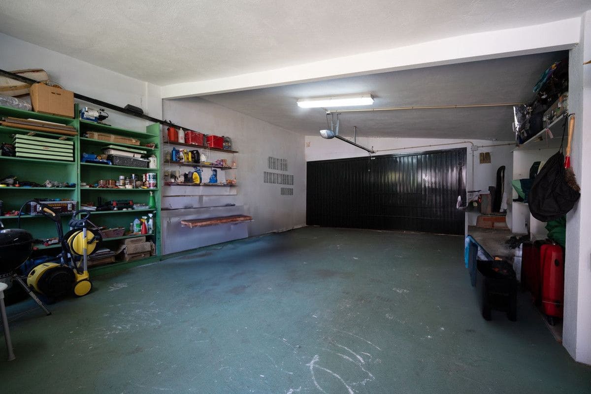 4 bedroom Villa for sale in Benalmadena with pool garage - € 1,190,000 (Ref: 9274799)