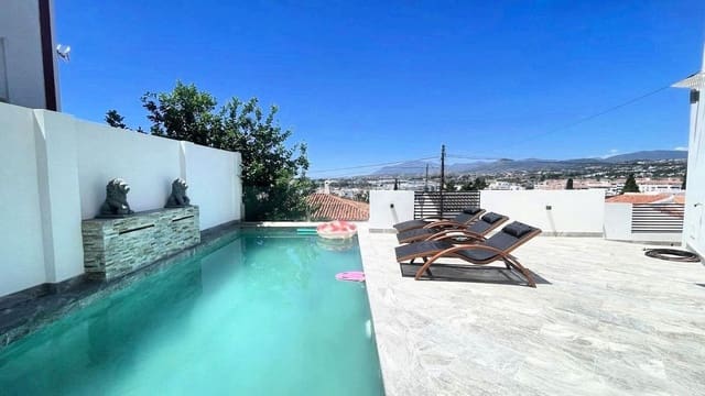 3 sypialnia Willa na sprzedaż w Nueva Andalucía Centro, Marbella z basenem - 1 050 000 € (Ref: 9274802)