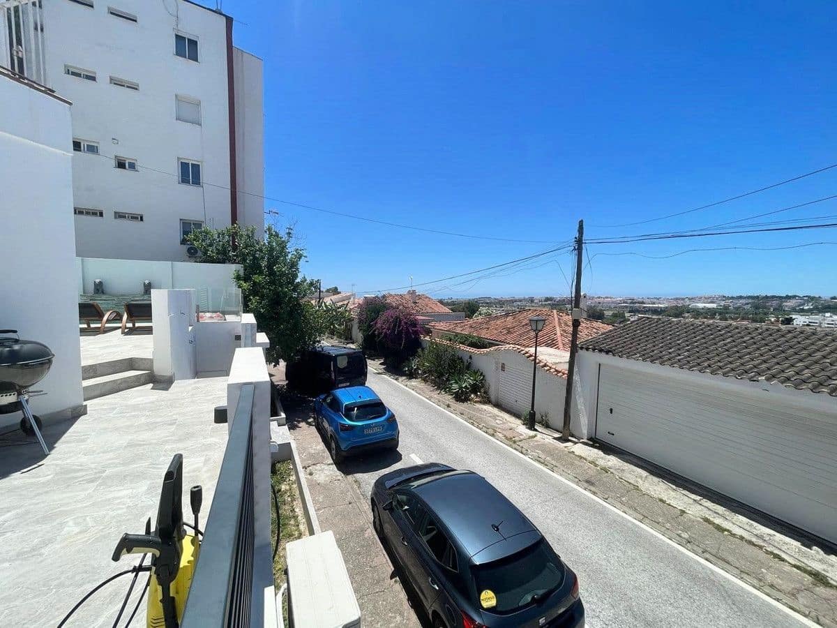 3 sypialnia Willa na sprzedaż w Marbella z basenem - 1 050 000 € (Ref: 9274802)