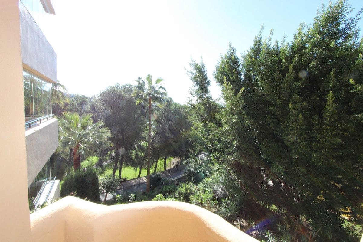 3 soveværelse Lejlighed til salg i Marbella med swimmingpool garage - € 535.000 (Ref: 9274803)