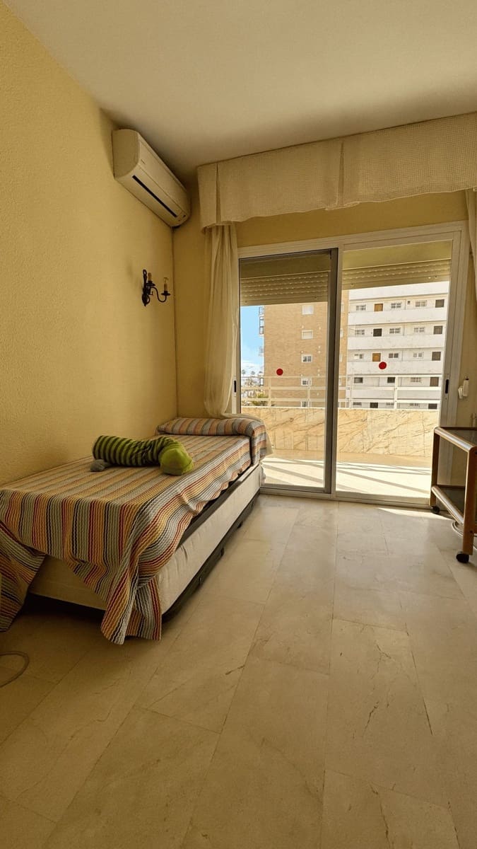 3 sovrum Strandlägenhet till salu i Fuengirola med pool garage - 720 000 € (Ref: 9274815)