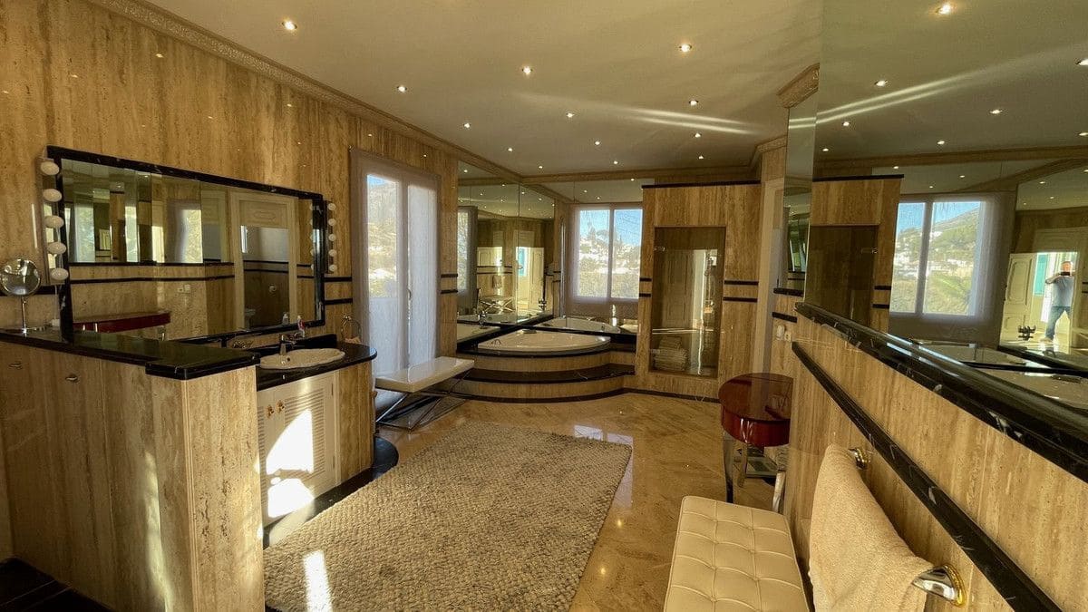 6 quarto Moradia para venda em Mijas com piscina garagem - 3 560 000 € (Ref: 9274818)