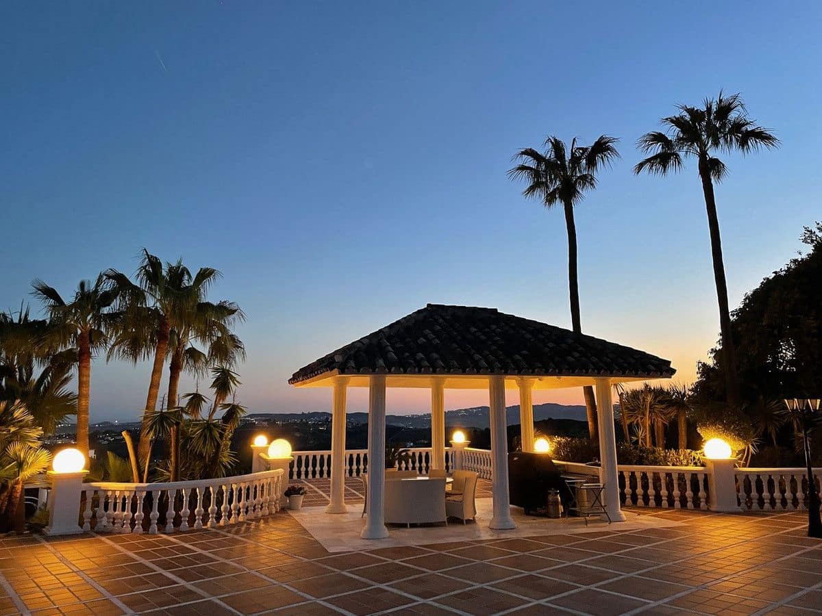 6 quarto Moradia para venda em Mijas com piscina garagem - 3 560 000 € (Ref: 9274818)