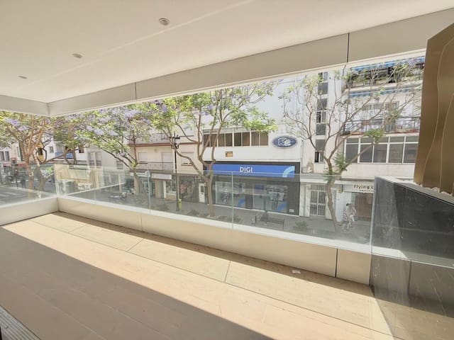 3 soveværelse Lejlighed til salg i Centro ciudad, Fuengirola med swimmingpool garage - € 795.000 (Ref: 9274819)