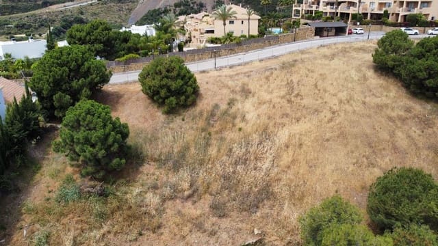 Building Plot for sale in La Concha - Resina Golf, Estepona - € 550,000 (Ref: 9274823)