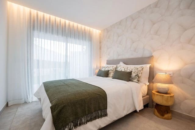 2 slaapkamer Appartement te koop in Centro ciudad, Fuengirola met zwembad - € 659.500 (Ref: 9274827)