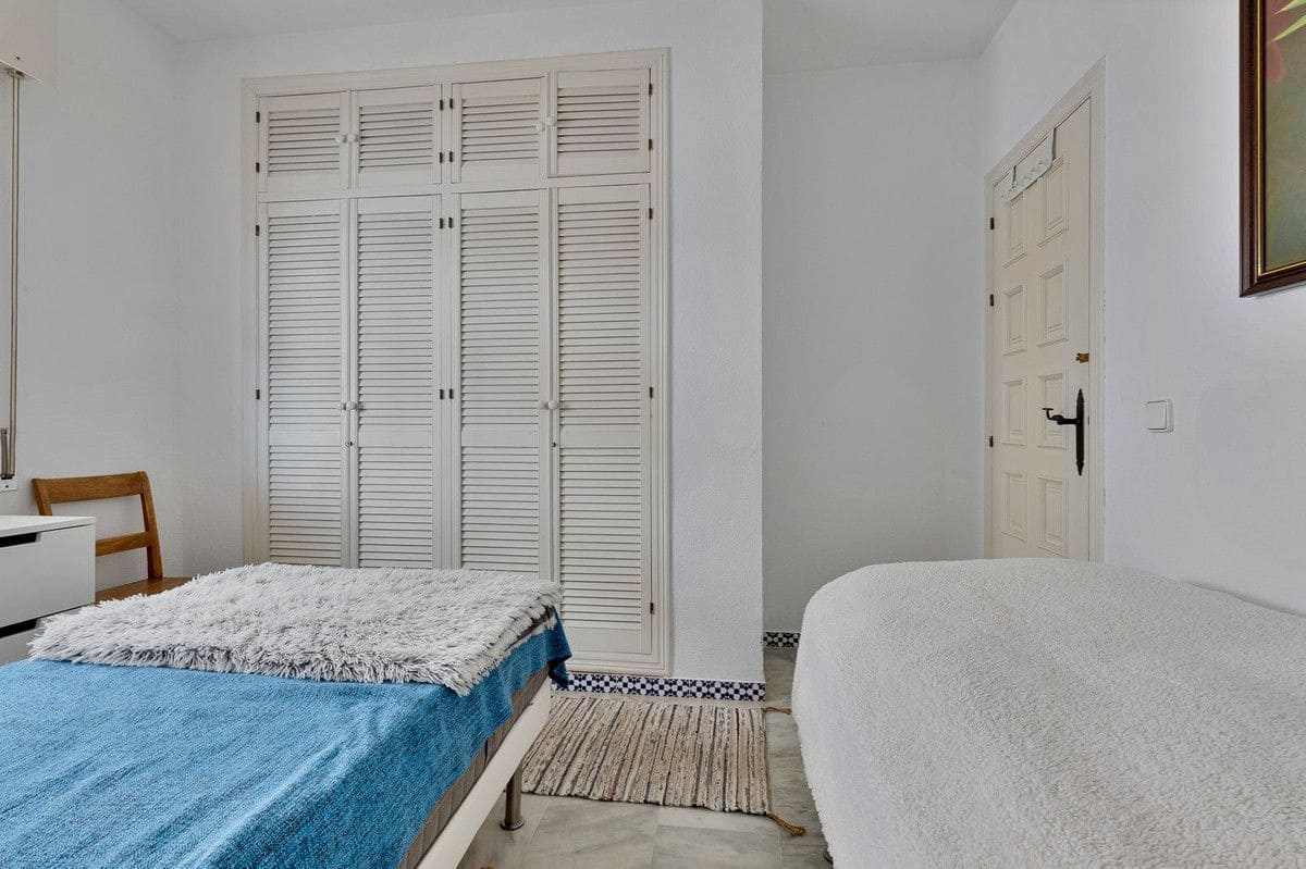 3 soveværelse Lejlighed til salg i Fuengirola med swimmingpool - € 495.000 (Ref: 9274832)