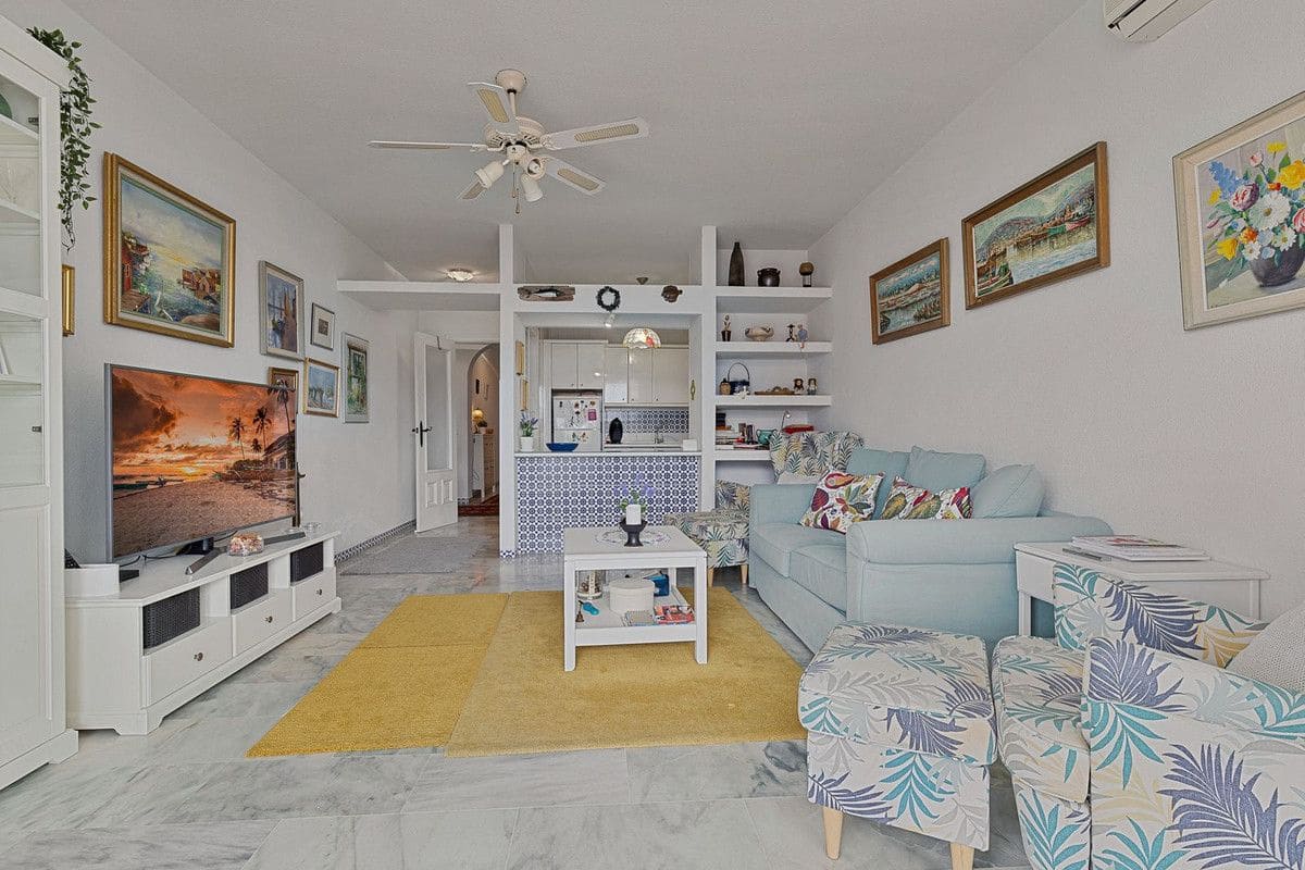 3 soveværelse Lejlighed til salg i Fuengirola med swimmingpool - € 495.000 (Ref: 9274832)