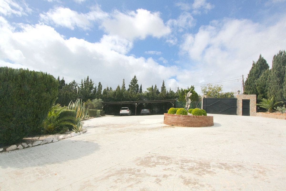 7 soveværelse Villa til salg i Benalmadena med swimmingpool garage - € 2.500.000 (Ref: 9274834)