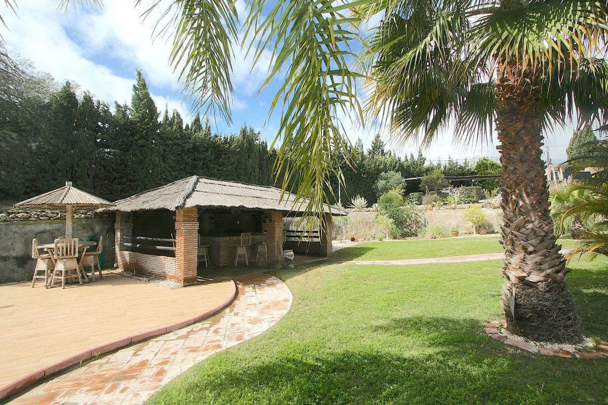 7 soveværelse Villa til salg i Benalmadena med swimmingpool garage - € 2.500.000 (Ref: 9274834)