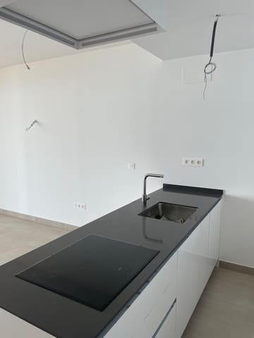 2 chambre Appartement à vendre à Las Gaviotas  - Carvajal, Fuengirola avec piscine garage - 710 000 € (Ref: 9274840)