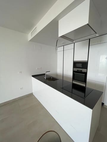 2 chambre Appartement à vendre à Las Gaviotas  - Carvajal, Fuengirola avec piscine garage - 710 000 € (Ref: 9274840)