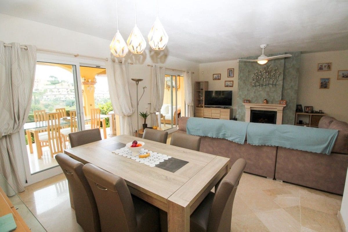 3 soverom Hus til salgs i Mijas med svømmebasseng garasje - € 499 500 (Ref: 9274841)