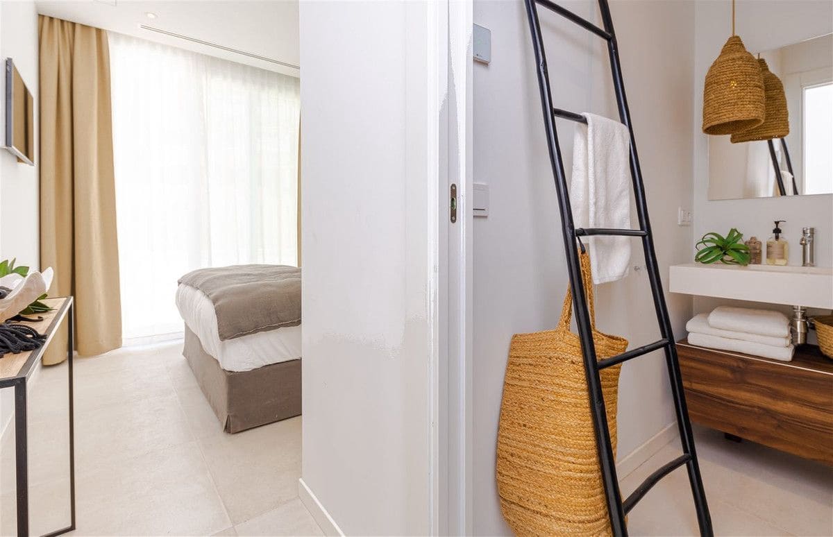 Chalet de 9 habitaciones en Mijas en venta con piscina garaje - 2.925.000 € (Ref: 9274842)