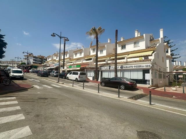 3 makuuhuone Huoneisto myytävänä paikassa Calahonda, Mijas mukana uima-altaan 
autotalli - 479 000 € (Ref: 9274844)