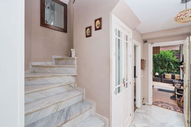 3 soverom Kjedet enebolig til salgs i La Carolina - Guadalpín, Marbella med svømmebasseng garasje - € 790 000 (Ref: 9274846)